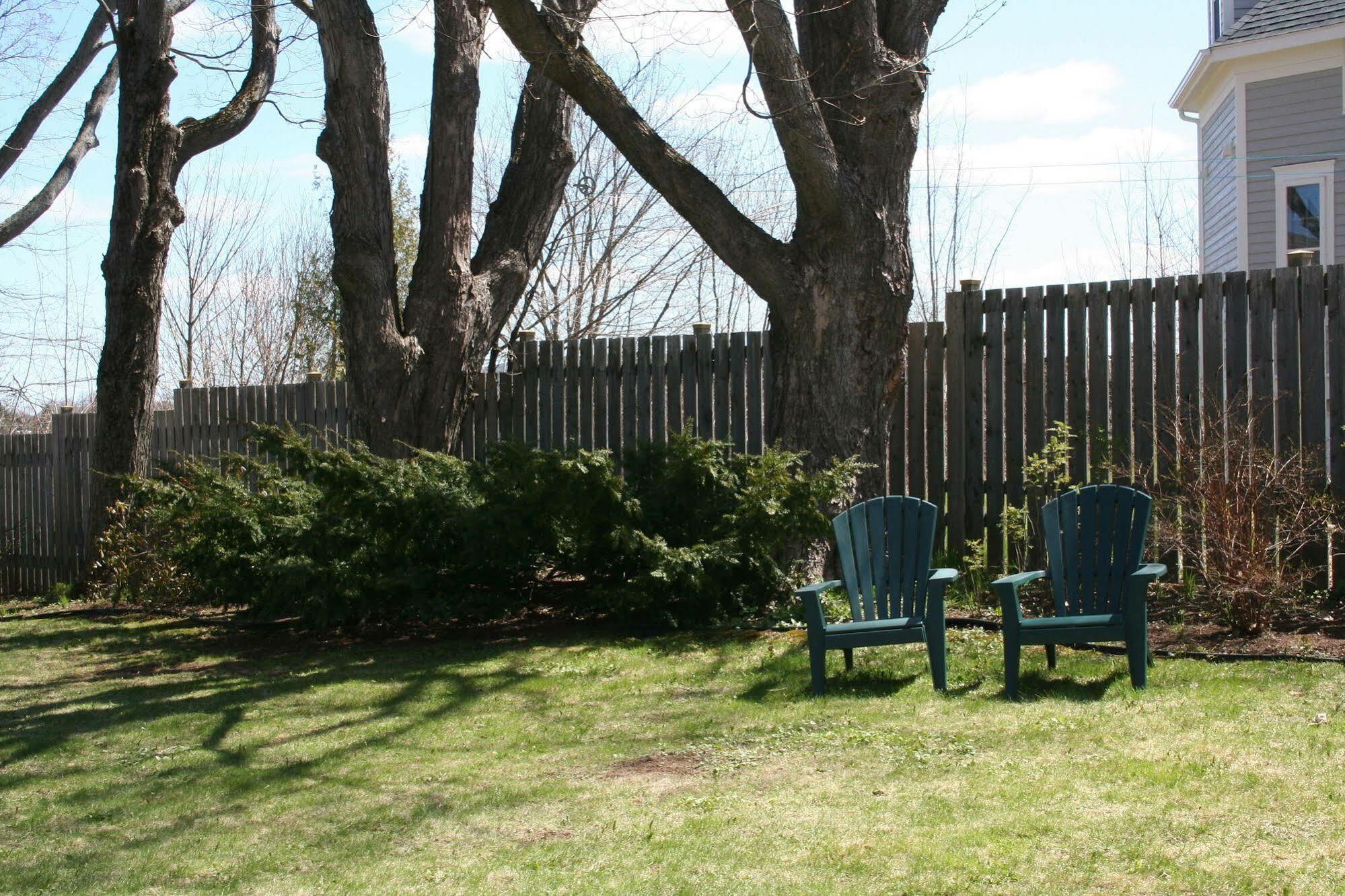 Sackville Bed And Breakfast Exterior foto